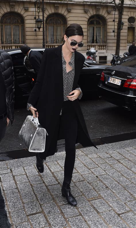 dior pixel kendall jenner|Kendall Jenner Street Style: Dior’s Diorever Bag and DiorSplit .